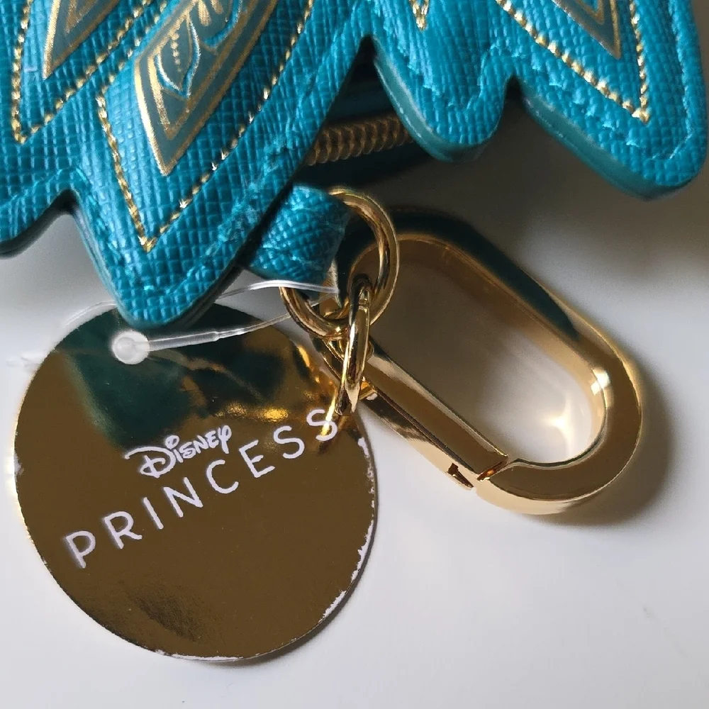 Bath & Body Works Disney Jasmine Teal and Gold Princess Pouch.‎
